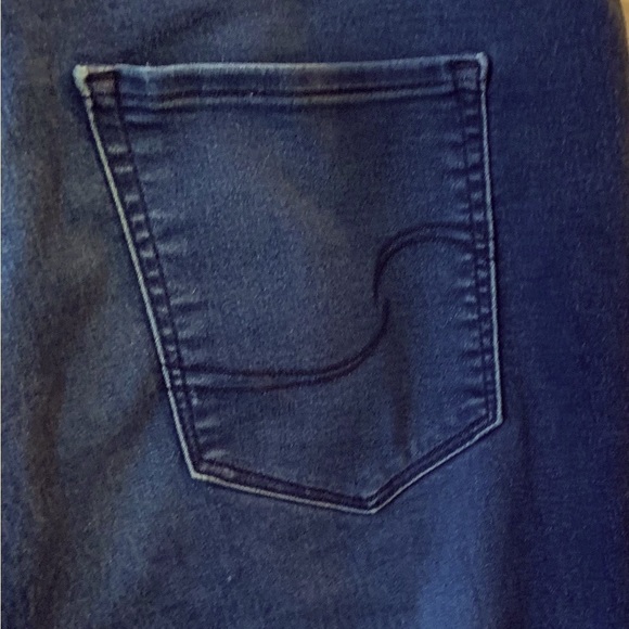 Levi’s Pull-on Jeans - Picture 2 of 4
